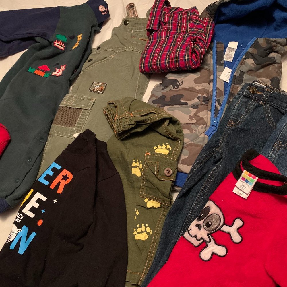 A Lot 10 Piece Baby Boys Toddler Clothing Bundle size 18 months
